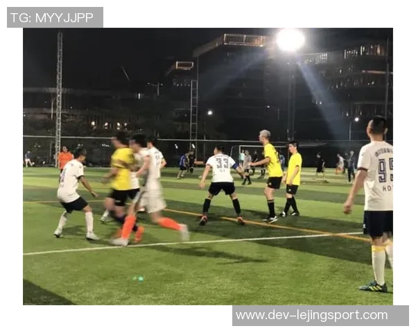 色倾天下足球：探寻足球背后的激情与梦想交织的绚丽世界